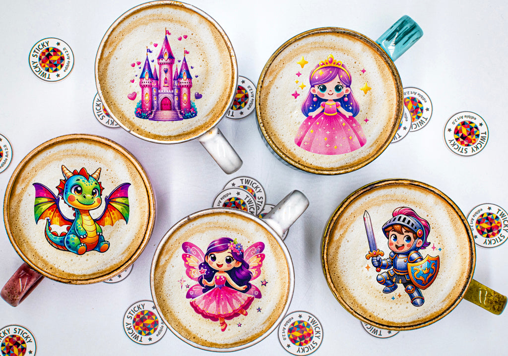 Märchenzauber-Set mit zauberhaften Motiven – Zauberburg, Twinkle der Drache, Prinzessin Liliana, Fee Fiona und Prinz Hans-Vedat – für fantasievolle Momente in jeder Tasse